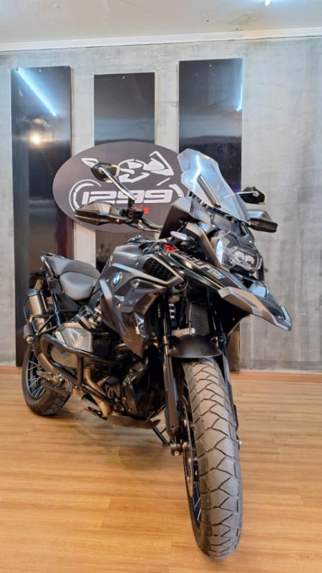 BMW R 1250 GS TRIPLE BLACK, Foto 3
