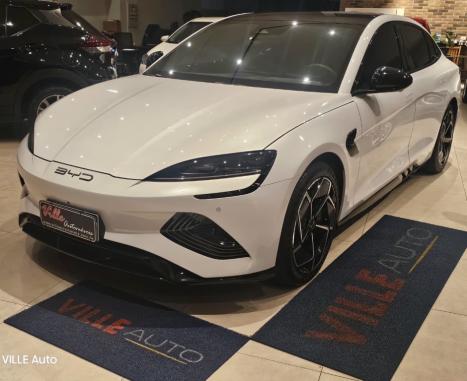 BYD Seal 82,5 KW ELTRICO 4P AWD, Foto 2