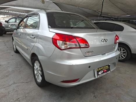 CHERY Celer Sedan 1.5 16V 4P FLEXFUEL, Foto 4