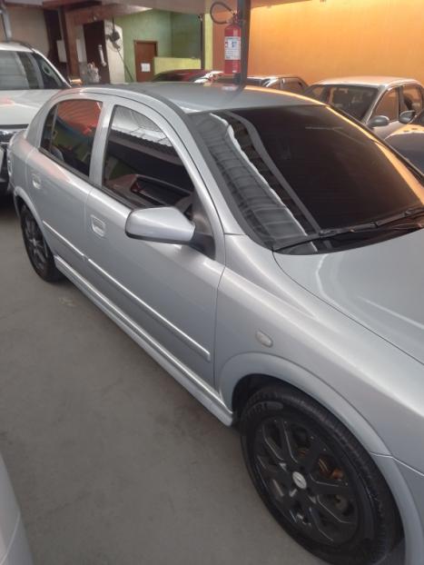 CHEVROLET Astra Hatch 2.0 4P, Foto 2