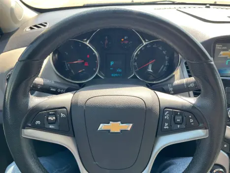 CHEVROLET Cruze Sedan 1.8 16V 4P LTZ ECOTEC FLEX AUTOMTICO, Foto 17