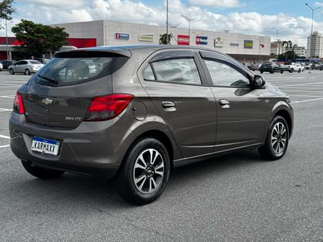 CHEVROLET Onix Hatch 1.4 4P FLEX LTZ AUTOMTICO, Foto 6