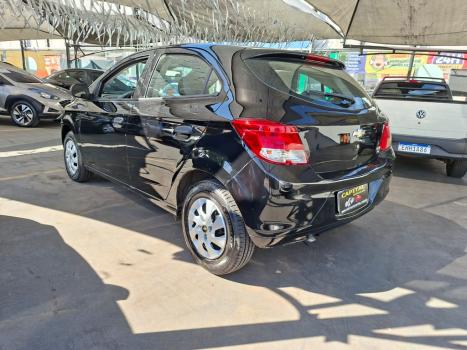 CHEVROLET Onix Hatch 1.0 4P FLEX LS, Foto 8