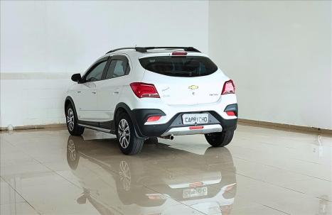 CHEVROLET Onix Hatch 1.4 4P FLEX ACTIV AUTOMTICO, Foto 4
