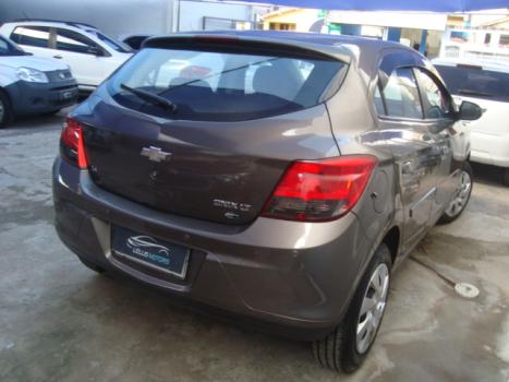 CHEVROLET Onix Hatch 1.4 4P FLEX LT, Foto 3