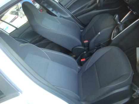 CHEVROLET Onix Hatch 1.0 4P FLEX LT2, Foto 4