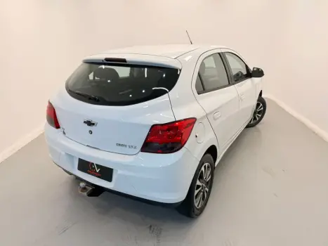 CHEVROLET Onix Hatch 1.4 4P FLEX LTZ, Foto 4