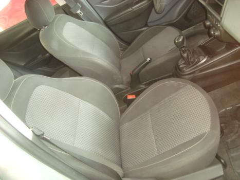 CHEVROLET Onix Hatch 1.0 4P FLEX JOY, Foto 4