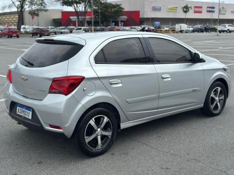 CHEVROLET Onix Hatch 1.4 4P FLEX LTZ, Foto 4