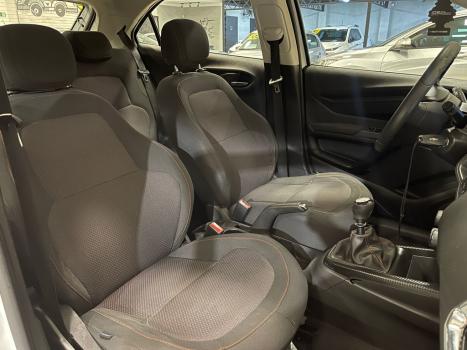 CHEVROLET Onix Hatch 1.4 4P FLEX LTZ, Foto 10