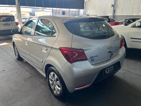 CHEVROLET Onix Hatch 1.0 4P FLEX LT, Foto 3