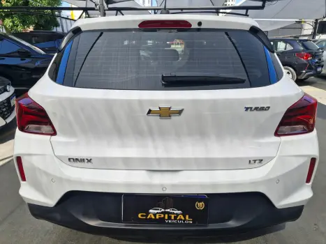 CHEVROLET Onix Hatch 1.0 4P FLEX LTZ TURBO AUTOMTICO, Foto 6