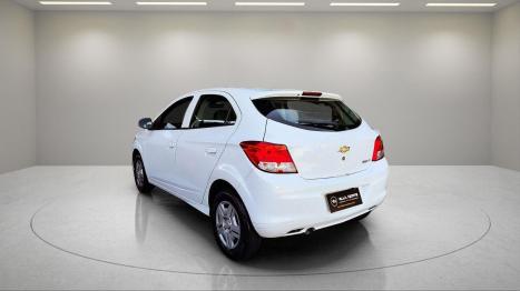 CHEVROLET Onix Hatch 1.0 4P FLEX LT, Foto 4