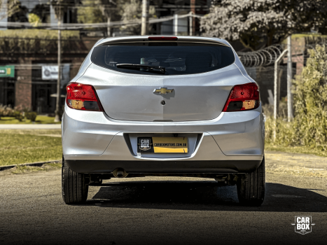 CHEVROLET Onix Hatch 1.4 4P FLEX LTZ, Foto 4