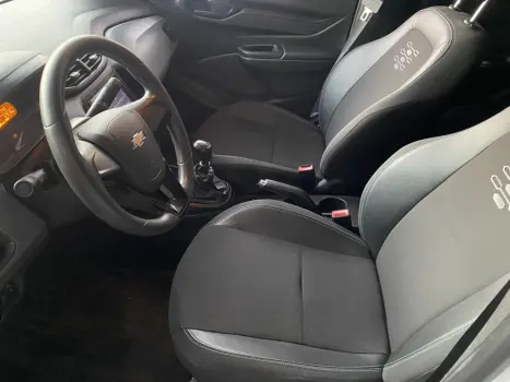 CHEVROLET Onix Hatch 1.0 4P FLEX JOY BLACK, Foto 9