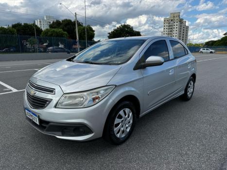 CHEVROLET Onix Sedan 1.0 4P FLEX LT, Foto 2