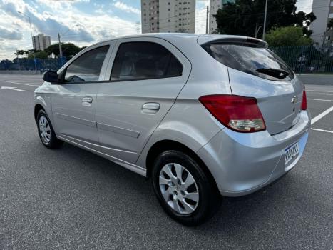 CHEVROLET Onix Sedan 1.0 4P FLEX LT, Foto 4