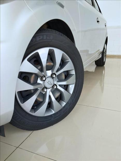 CHEVROLET Onix Sedan 1.0 4P FLEX JOY BLACK PLUS, Foto 8