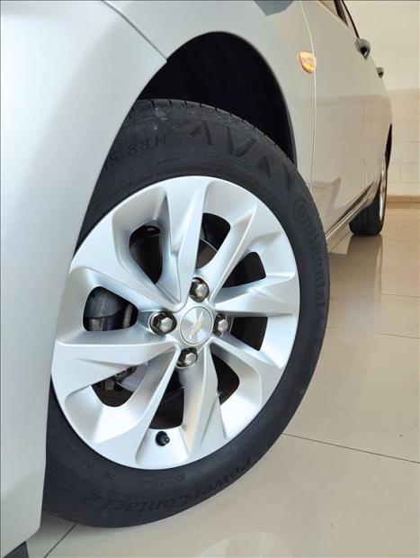 CHEVROLET Onix Sedan 1.0 12V 4P FLEX LT PLUS TURBO, Foto 8