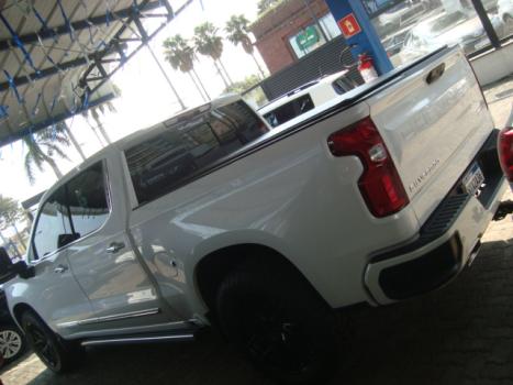 CHEVROLET Silverado 6.0 V8 VORTEC CABINE DUPLA FLEXFUEL HIGH COUNTRY 2500HD 4WD AUTOMTICO, Foto 5