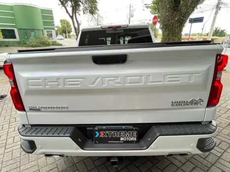 CHEVROLET Silverado 5.3 V8 1500 HIGH COUNTRY CABINE DUPLA 4X4 AUTOMTICO, Foto 4