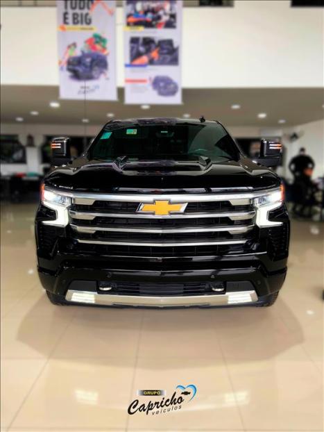 CHEVROLET Silverado 5.3 V8 1500 HIGH COUNTRY CABINE DUPLA 4X4 AUTOMTICO, Foto 3