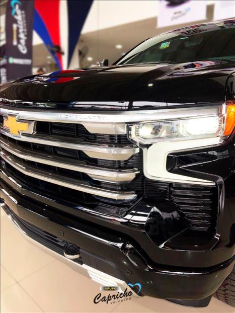 CHEVROLET Silverado 5.3 V8 1500 HIGH COUNTRY CABINE DUPLA 4X4 AUTOMTICO, Foto 4
