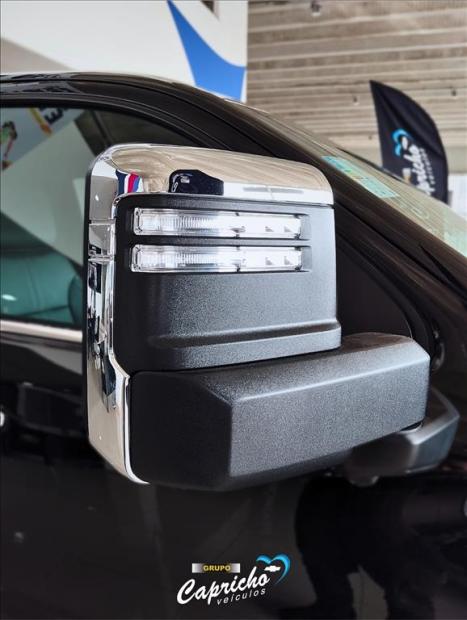 CHEVROLET Silverado 5.3 V8 1500 HIGH COUNTRY CABINE DUPLA 4X4 AUTOMTICO, Foto 14