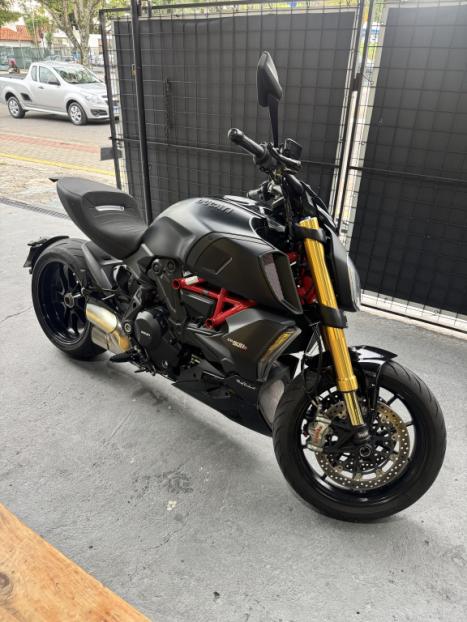 DUCATI Diavel 1260 S, Foto 1