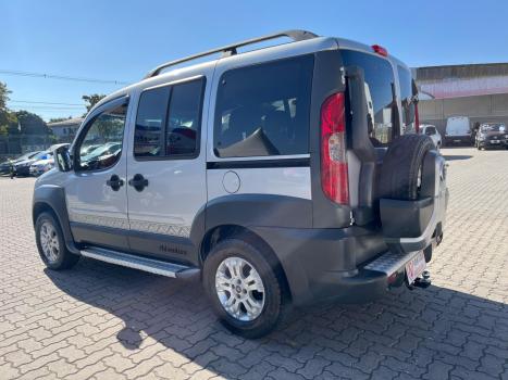 FIAT Doblo 1.8 16V 4P FLEX ADVENTURE, Foto 2