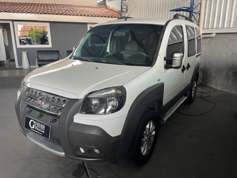 FIAT Doblo 1.8 4P FLEX ADVENTURE LOCKER 6 LUGARES, Foto 1