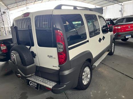 FIAT Doblo 1.8 4P FLEX ADVENTURE LOCKER 6 LUGARES, Foto 4
