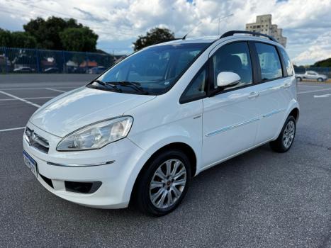 FIAT Idea 1.6 16V 4P FLEX ESSENCE DUALOGIC AUTOMATIZADO, Foto 2