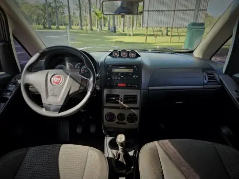 FIAT Idea 1.8 4P ADVENTURE FLEX LOCKER, Foto 4