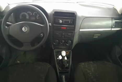 FIAT Palio 1.8 4P HLX, Foto 7