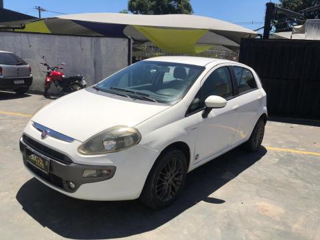 FIAT Punto 1.6 16V 4P FLEX ESSENCE DUALOGIC AUTOMATIZADO, Foto 2