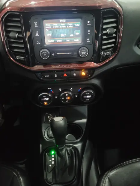 FIAT Toro 1.8 16V 4P FLEX FREEDOM AUTOMTICO, Foto 10