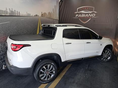 FIAT Toro 2.0 16V 4P VOLCANO 4WD TURBO DIESEL AUTOMTICO, Foto 14