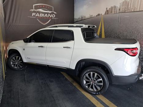 FIAT Toro 2.0 16V 4P VOLCANO 4WD TURBO DIESEL AUTOMTICO, Foto 17