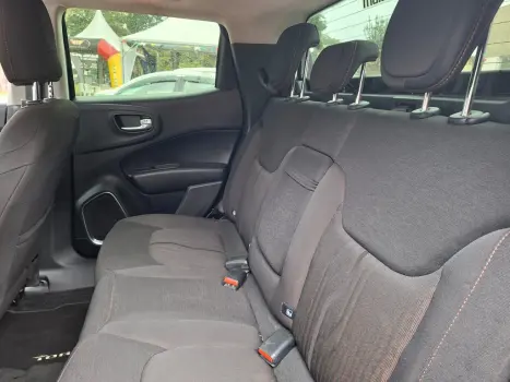FIAT Toro 2.4 16V 4P MULTIAIR FLEX VOLCANO AUTOMTICO, Foto 11