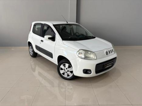 FIAT Uno 1.0 FLEX VIVACE CELEBRATION, Foto 1