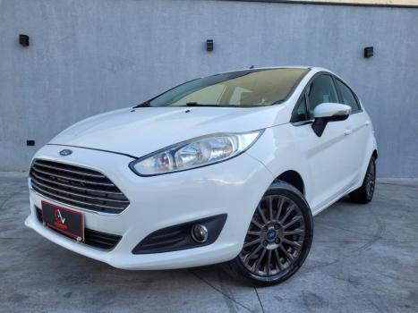 FORD Fiesta Hatch 1.6 16V 4P FLEX TITANIUM PLUS POWERSHIFT AUTOMTICO, Foto 1