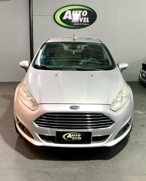 FORD Fiesta Hatch 1.6 16V 4P FLEX TITANIUM POWERSHIFT AUTOMTICO, Foto 1