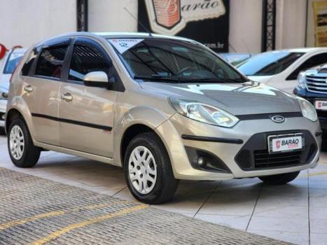 FORD Fiesta Hatch 1.6, Foto 4