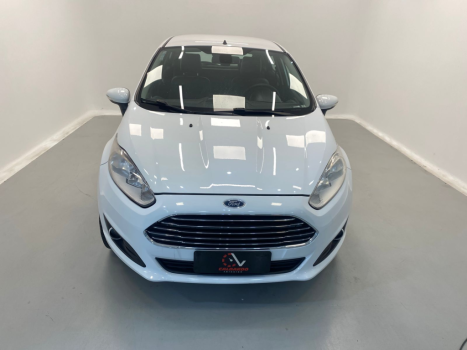 FORD Fiesta Hatch 1.6 16V 4P FLEX TITANIUM POWERSHIFT AUTOMTICO, Foto 2