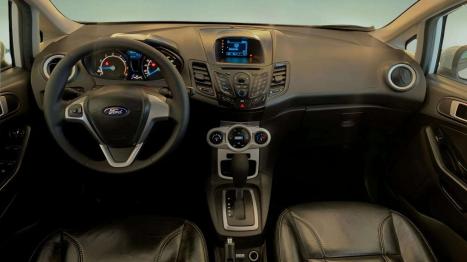 FORD Fiesta Hatch 1.6 4P, Foto 6