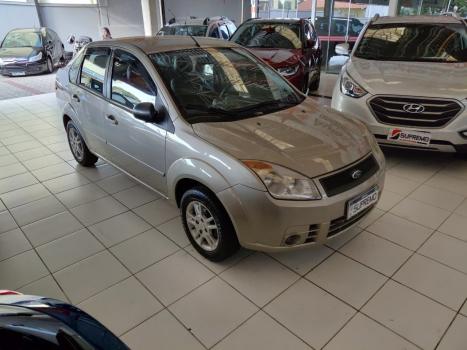FORD Fiesta Hatch 1.6 4P ROCAM FLEX, Foto 3