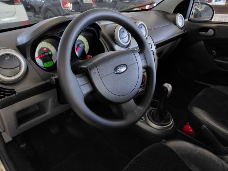 FORD Fiesta Hatch 1.6 4P ROCAM FLEX, Foto 9