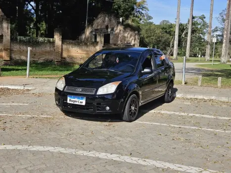 FORD Fiesta Sedan 1.6 4P FLEX, Foto 1