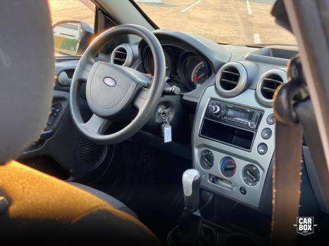 FORD Fiesta Sedan 1.6 4P ROCAM FLEX, Foto 9
